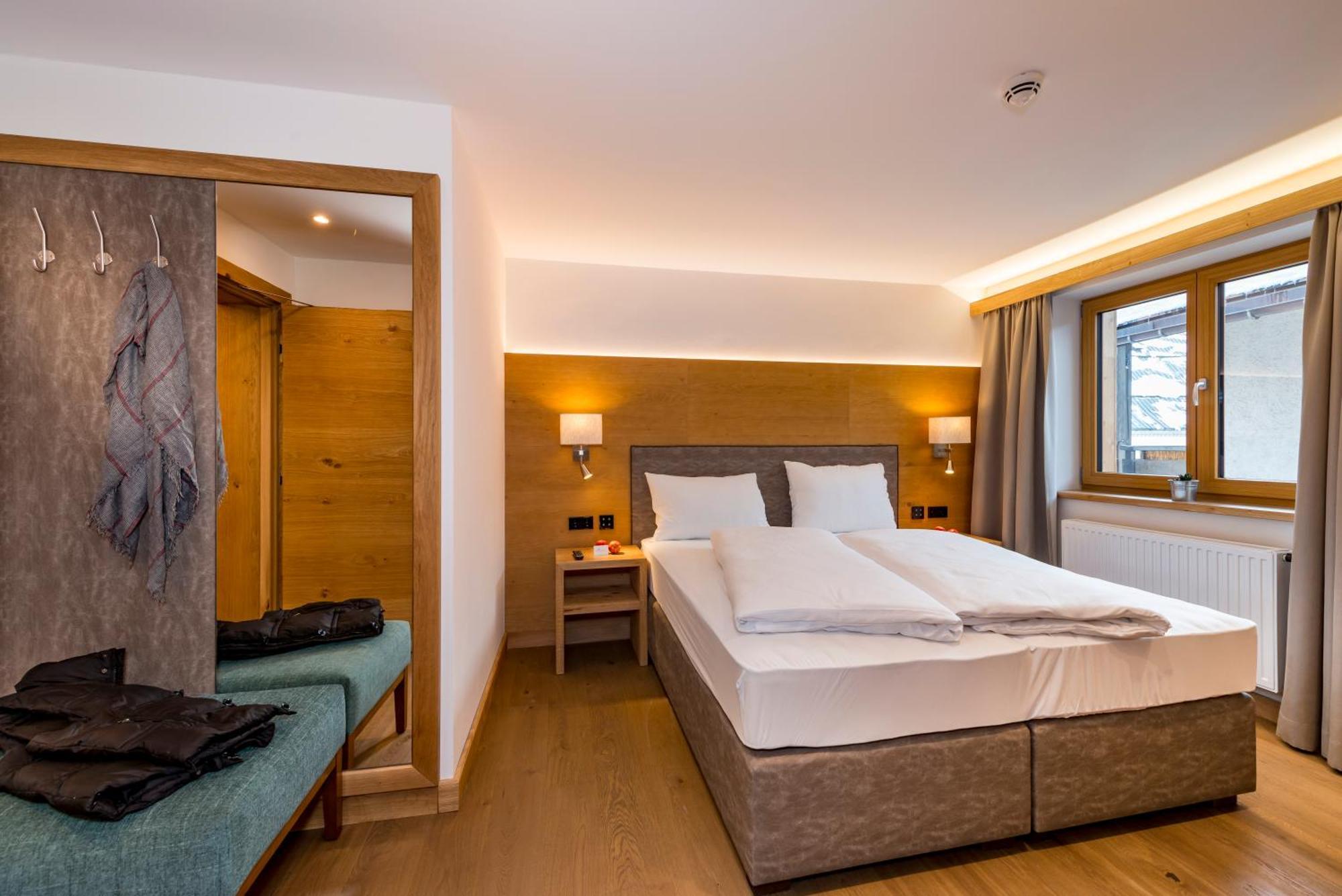 Aparthotel Tiroler Weinstube Seefeld in Tirol Exteriér fotografie